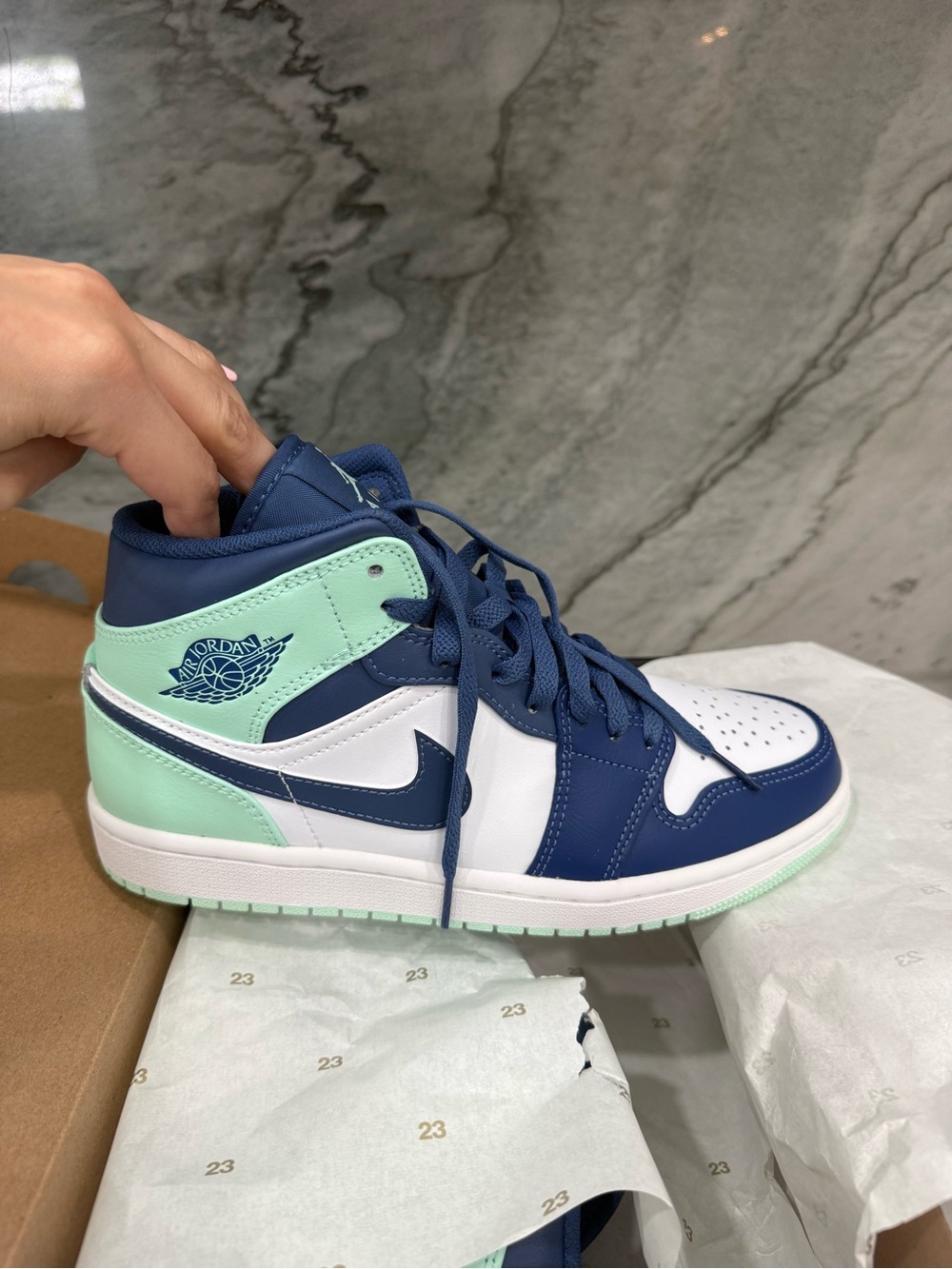 NWB Air Jordan 1 Mid
‘Blue Mint’
